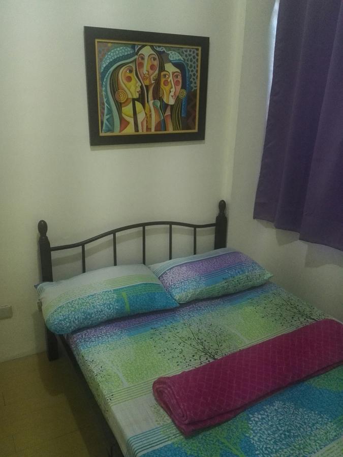 Happy To Mingle Airport Hostel Manila Paranaque City Eksteriør billede